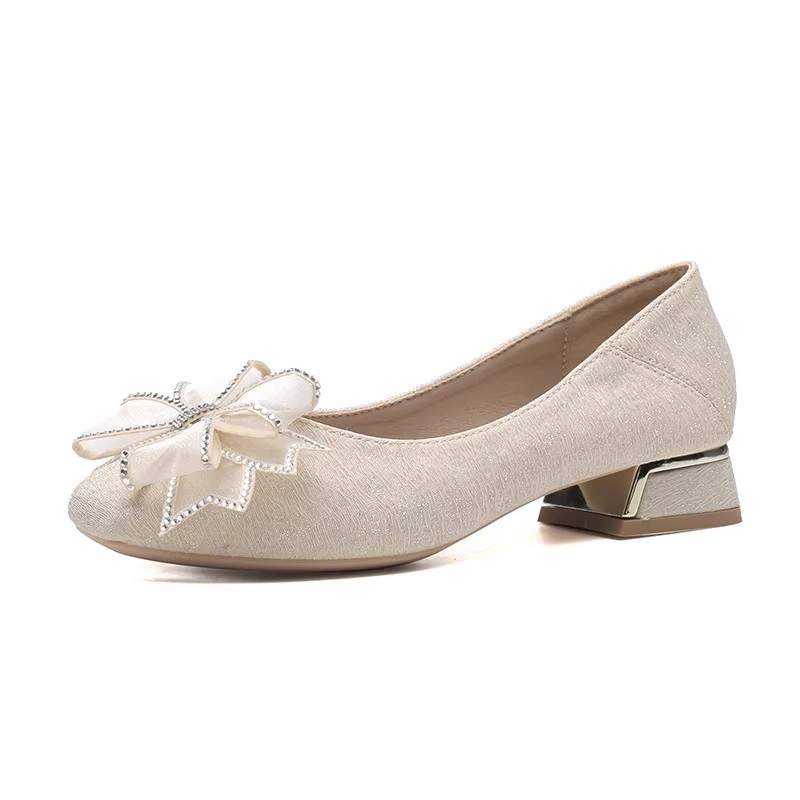 حذاء نسائي لخريف وشتاء 2025 بت - مراجعة Women'S Shoes وسعره
