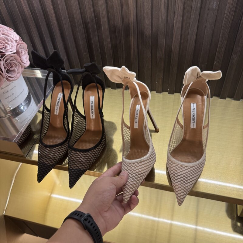 أحذية نسائية بكعب عالٍ على شكل - مراجعة Sandals وسعره