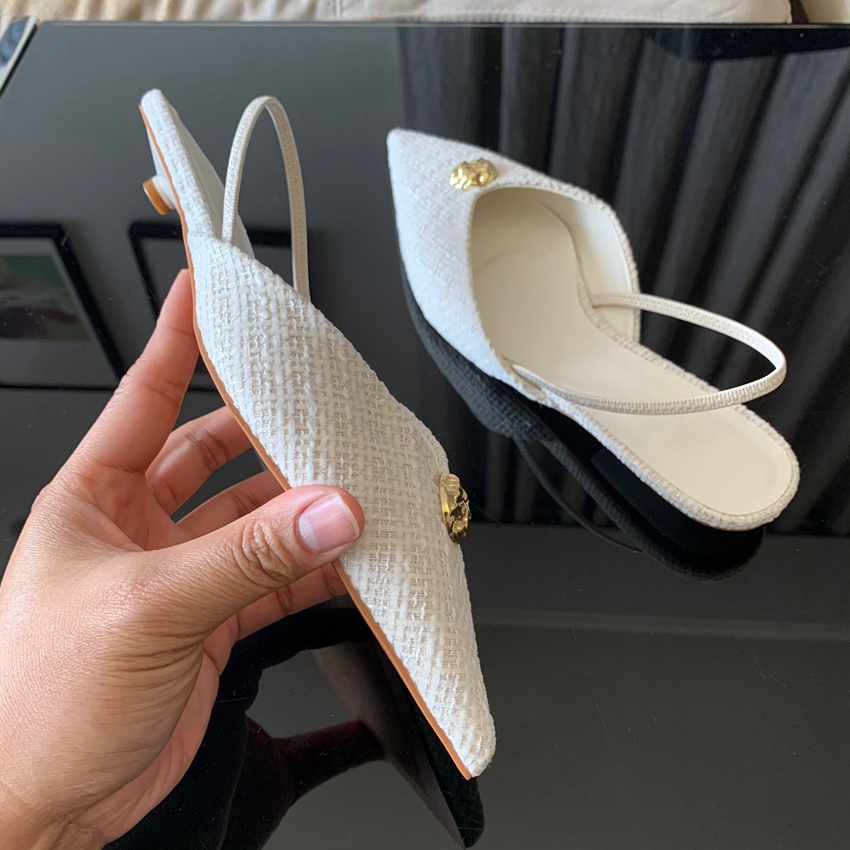 صندل نسائي جديد لعام 2025، حذا - مراجعة Sandals وسعره
