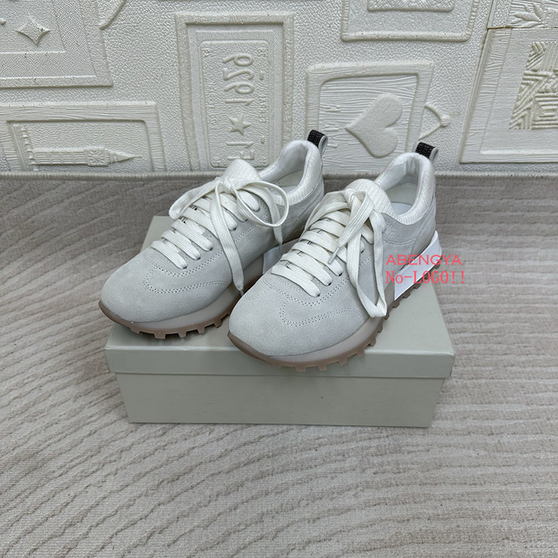 2025 الأبيض محبوك الجلد المدبو - مراجعة Knit Fabric Lace Up Sneakers وسعره